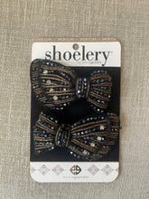 Cargar imagen en el visor de la galería, Michael Kors Pumps + Shoelery Clips (Size 9)