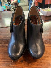 Charger l'image dans la galerie, Poetic Licence Black Bling Bow Heel Booties (Size 8.5/EU 39.5)