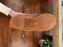 Charger l'image dans la galerie, Snowmaids Grey Winter Boots (Size 6.5)