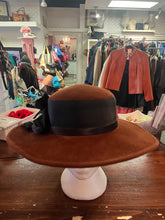 Charger l'image dans la galerie, Brown Velour Wide Brim Hat