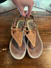 Load image into Gallery viewer, Teva Brown Hiking Sandals (Size 7)