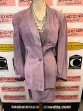 Load image into Gallery viewer, Stunning Danier Leather Lilac Dress & Blazer Set (Size L)