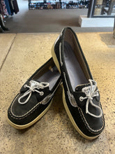 Load image into Gallery viewer, Sperry Topsiders Floral Eyelet Sides (Size 10.5)