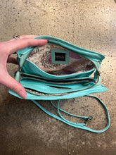 Cargar imagen en el visor de la galería, Aquamarine Leather Multi-Way Purse