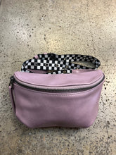 Charger l'image dans la galerie, Purple and Checkers Fanny Pack