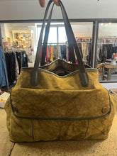 Charger l'image dans la galerie, Nili Lotan Oversized Khaki Bag