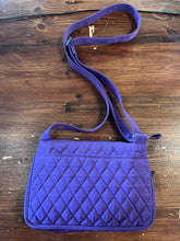 Charger l'image dans la galerie, Vera Bradley Quilted Purple Crossbody