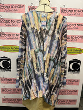 Cargar imagen en el visor de la galería, Watercolour Shark Bite Tunic (Size M)