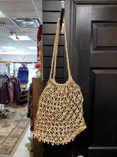 Cargar imagen en el visor de la galería, Woven Market Bag