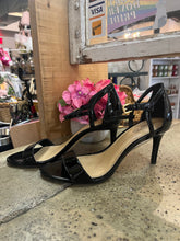 Cargar imagen en el visor de la galería, Michael Kors Black Strappy Heels (Size 6.5)