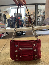 Charger l'image dans la galerie, Red Leather Shoulder Bag