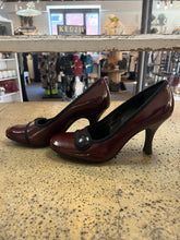 Charger l'image dans la galerie, Franco Sarto Leather Red Heels (Size 6.5)