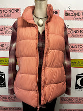 Load image into Gallery viewer, *AS IS* Old Navy Coral Pink Puffer Vest (Size L)
