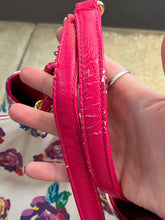Charger l'image dans la galerie, Betsy Johnson Bow-Licious Tote Purse