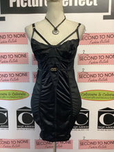 Cargar imagen en el visor de la galería, Torrid Curve Sexy Black Satin Chemise (Size 00)