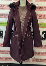 Charger l'image dans la galerie, Chunky Knit Plum Sweater (Size L)