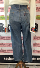 Load image into Gallery viewer, Levi's 505 Regular Fit Jeans (Size 34W/30L)
