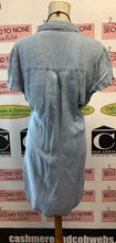 Charger l'image dans la galerie, Short Sleeve Denim T-Shirt Dress (Size XL)