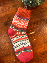 Charger l'image dans la galerie, Women's/Unisex Nordic Fairisle-Style Wool Blend Socks (5 Designs)