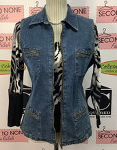 Cargar imagen en el visor de la galería, Chagall Sparkle Zebra Top (Size S)