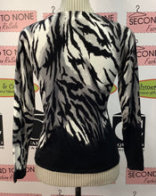 Cargar imagen en el visor de la galería, Chagall Sparkle Zebra Top (Size S)