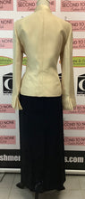 Cargar imagen en el visor de la galería, Golden Glimmer Blazer (Size 14)