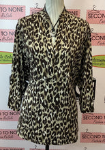 Cargar imagen en el visor de la galería, Wildcat Print Top (Size XXL)