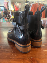 Load image into Gallery viewer, Lemon Jelly Glossy Black Rubber Boots (Size 7/EU 38)