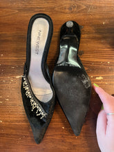 Load image into Gallery viewer, Nine West Velvet Bling Kitten Heel (Size 9.5)