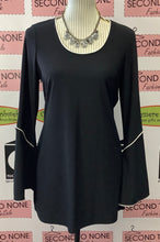 Cargar imagen en el visor de la galería, Melanie Lyne Top Manga Campana (Talla S)