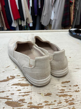 Cargar imagen en el visor de la galería, Clarks Breeze Step II Slip On Shoes (Size 11)