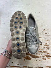 Load image into Gallery viewer, Geox Spherica Silver Sneakers (Size 10)