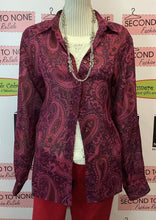 Charger l'image dans la galerie, Sheer Purple Paisley Top (Size M)