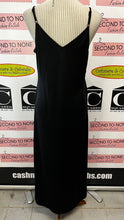 Load image into Gallery viewer, Simple Black Maxi Dress (Size S)