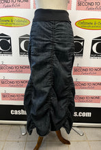 Load image into Gallery viewer, Faded Black Denim Ruched Skirt (Size M)