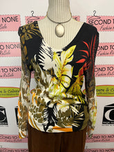 Charger l'image dans la galerie, Bold Print Netted Sleeve Blouse (Size M)