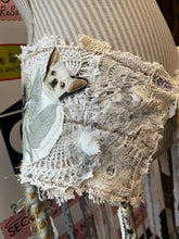 Cargar imagen en el visor de la galería, Upcycled Fabric & Ribbons Belt Overlay (Dog Theme)