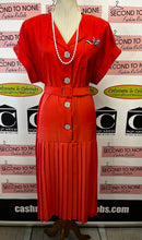 Load image into Gallery viewer, Vintage Pleated Button Front Belted Dress (Size S/M)