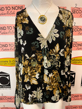 Cargar imagen en el visor de la galería, Dark Floral Sheer Top (Size XL)