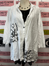 Cargar imagen en el visor de la galería, 100% Linen Feminine Tunic Shirt (Size S)