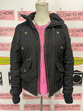 Cargar imagen en el visor de la galería, NWT Pink Knit Sweater (Size M)