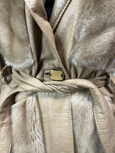 Cargar imagen en el visor de la galería, Glamourous Faux Fur Fit & Flare Belted Coat (Size S)