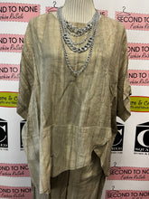 Charger l'image dans la galerie, Linen-Blend Relaxed Top (2 Colors)