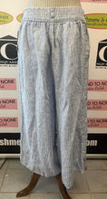 Charger l'image dans la galerie, Tahari 100% Linen Striped Pants (Size L)