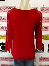 Cargar imagen en el visor de la galería, Joseph Ribkoff Lace Shoulder Red Blouse (Size 6)