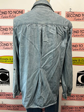 Charger l'image dans la galerie, JNY Pleated Front Denim Shirt (Size L)