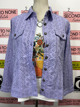 Charger l'image dans la galerie, 100% Cotton Eyelet Jean-Style Jacket (only black left)