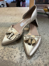 Load image into Gallery viewer, Christian Siriano Gold Tassel-Front Flats (Size 9 1/2)