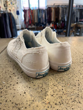 Load image into Gallery viewer, Blowfish Blaine Braid White Sneakers (Size 8)