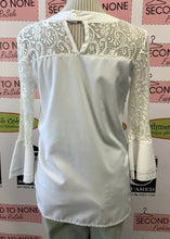 Cargar imagen en el visor de la galería, Top de lujo de encaje (S)